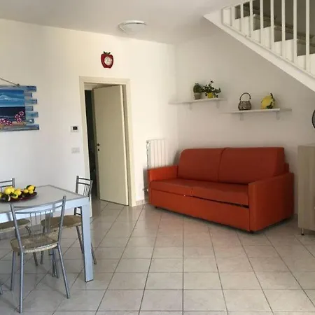 Residence Mediterraneo 2 Tre Camere Lido Delle Nazioni Lido delle Nazioni Exterior foto